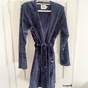 UGG Miranda short plush robe